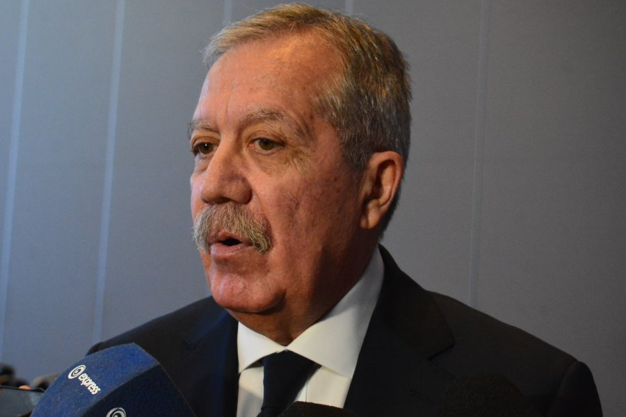 Suárez destacó la importancia de la educación y la asistencia a vecinos por el desborde del río