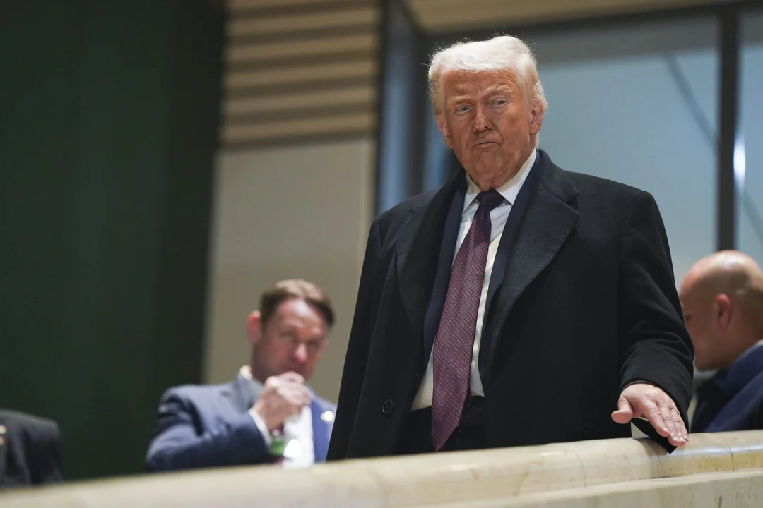 Trump suspende la Ley Jones para frenar el aumento de los precios del petróleo