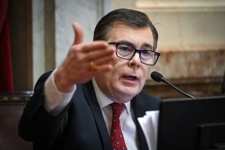 Zamora salió al cruce del Gobierno nacional por la suba de tarifas y la quita de subsidios