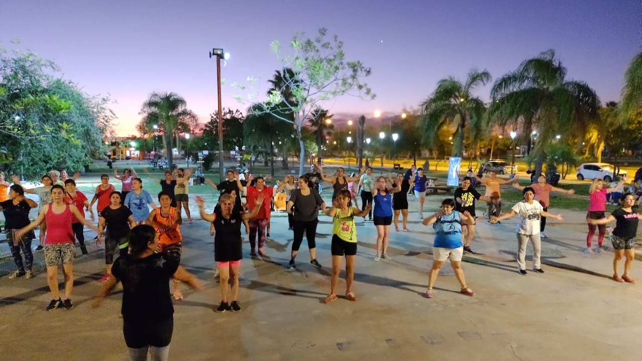 Salud lanza una versión renovada de "Plazas Saludables" con enfoque en jóvenes y adolescentes