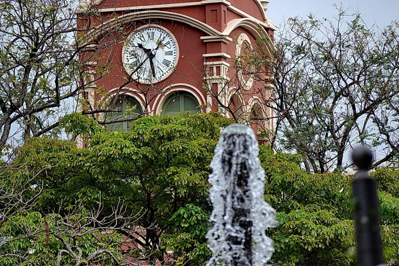 Pronóstico en Santiago: el martes 24 llega con un marcado descenso de temperatura y probabilidad de lluvias