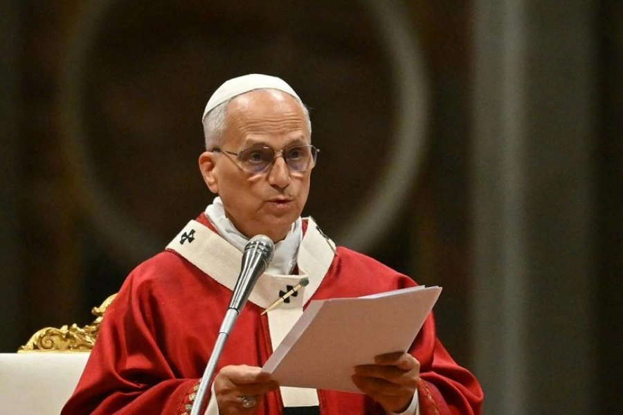 León XIV en su primera Pascua: un fuerte llamado contra la "indiferencia" y la idolatría del lucro