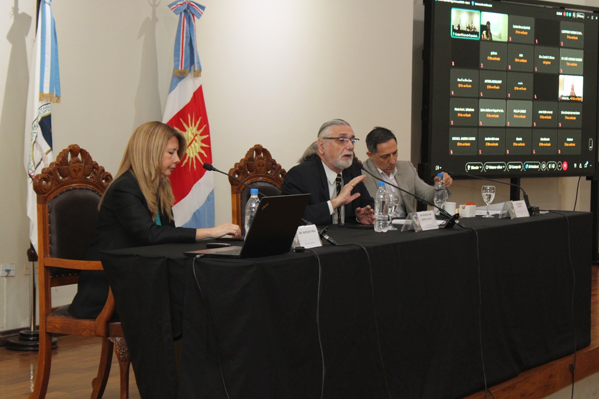 Problemática y legislación penal juvenil fue analizada por diferentes especialistas