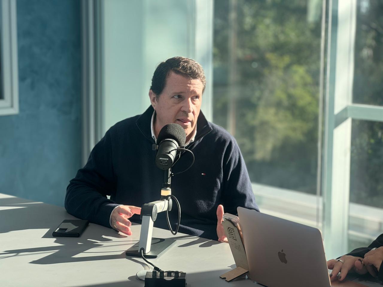 Crisis industrial: Abdala advirtió en LV11 por el impacto de las políticas nacionales en el sector productivo