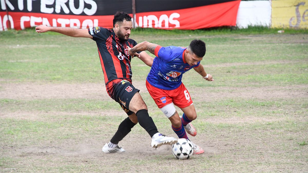 Empate caliente en La Isla: Comercio y Güemes igualaron 3 a 3 en un partidazo bajo la lluvia en el arranque de la Liga Santiagueña