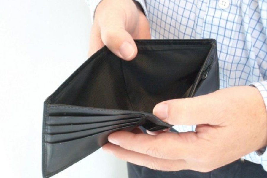 El 73,7% de los argentinos afirma que su economía empeoró o sigue igual de mal