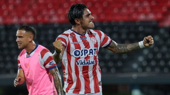 Unión recibe a Newell’s con la obligación de ganar para seguir en zona de playoffs