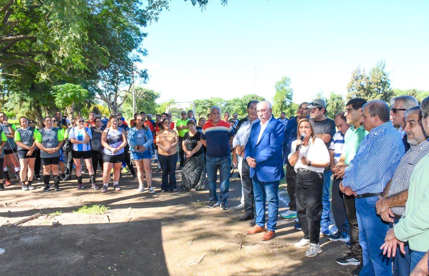 Quedó inaugurada la primera Liga Deportiva de empleados municipales en la Capital