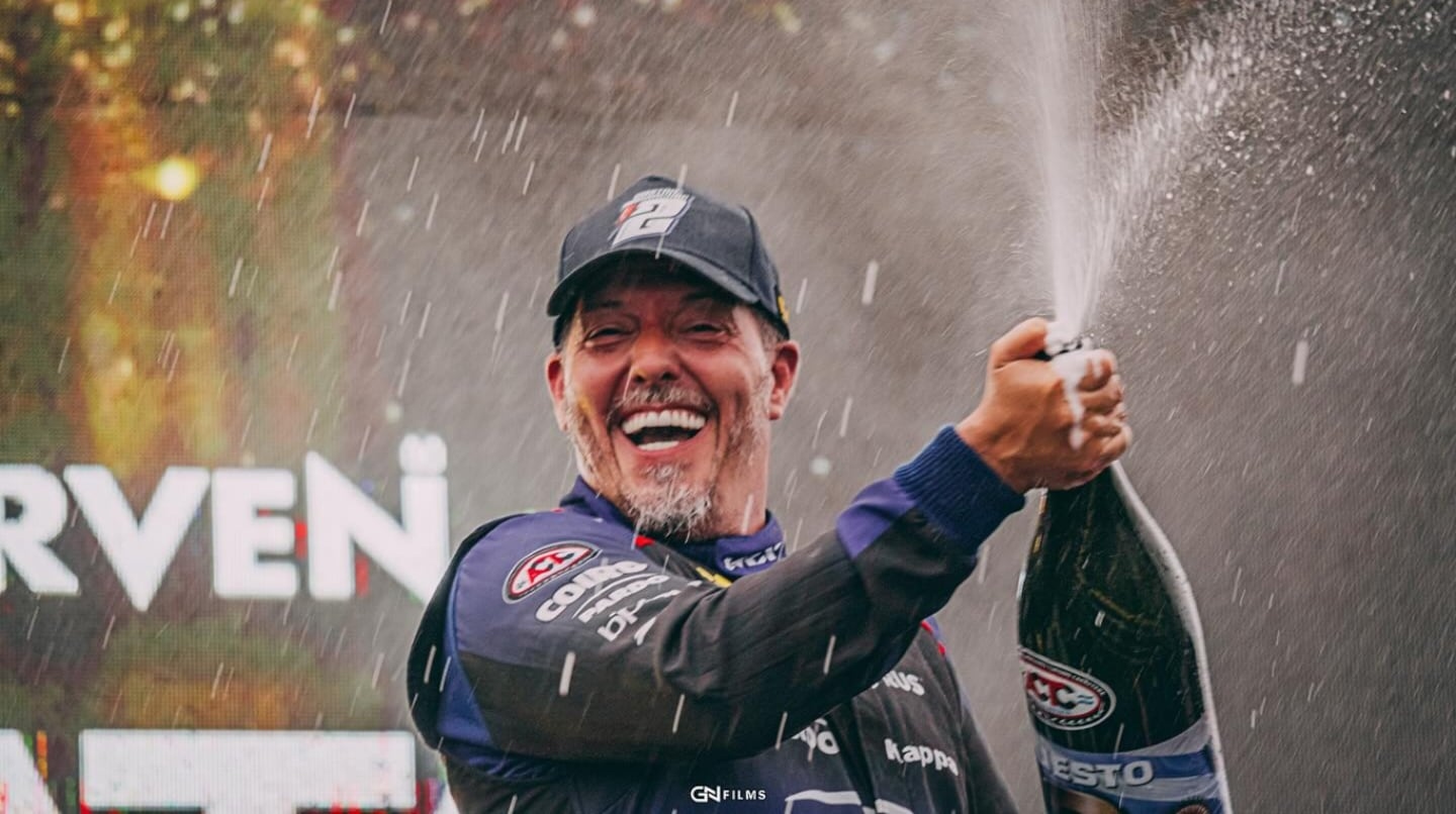 Procesaron al piloto Gastón Mazzacane y a su padre en una causa por presunta evasión tributaria