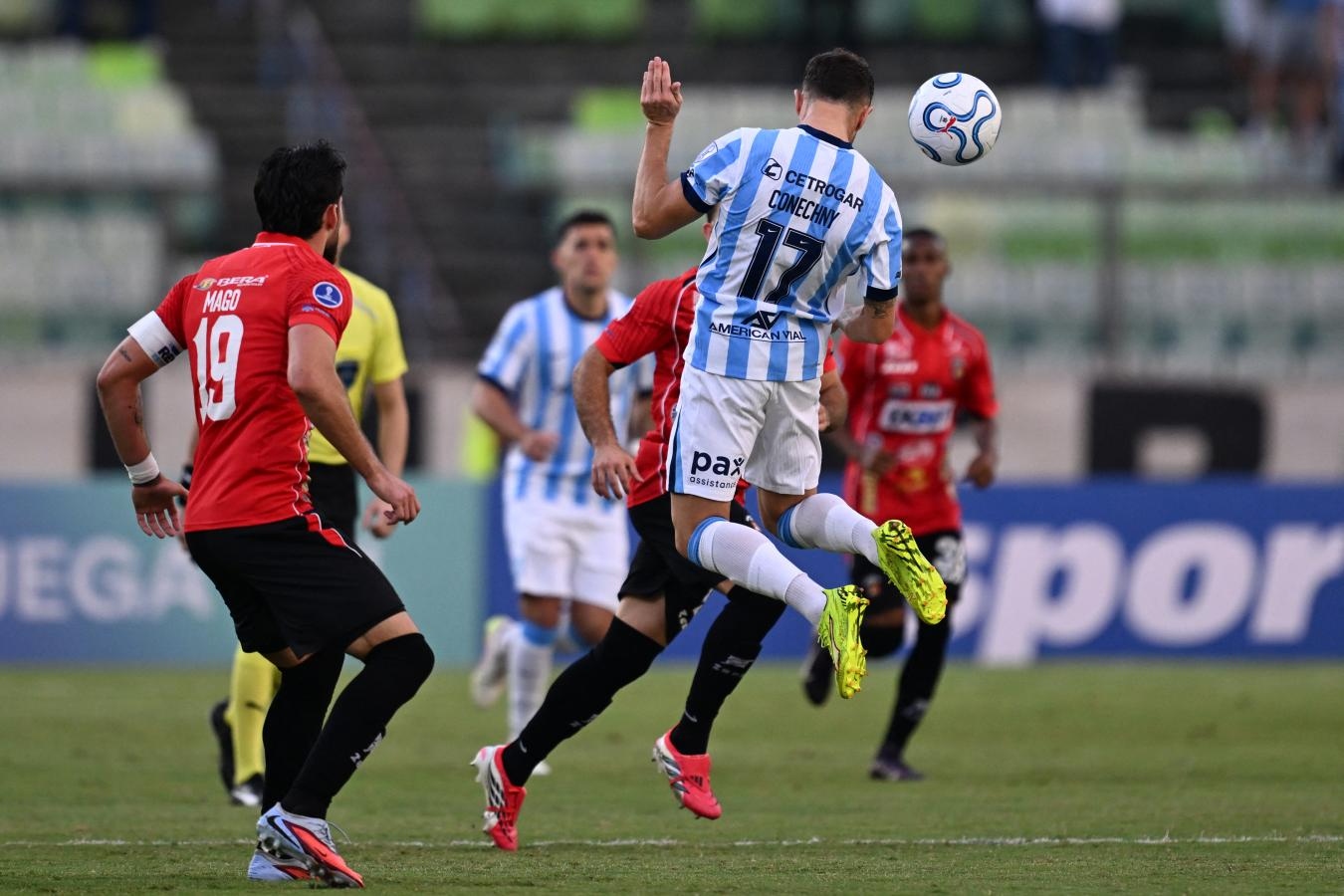 Racing no levanta: empató en Venezuela y complicó su futuro en la Sudamericana