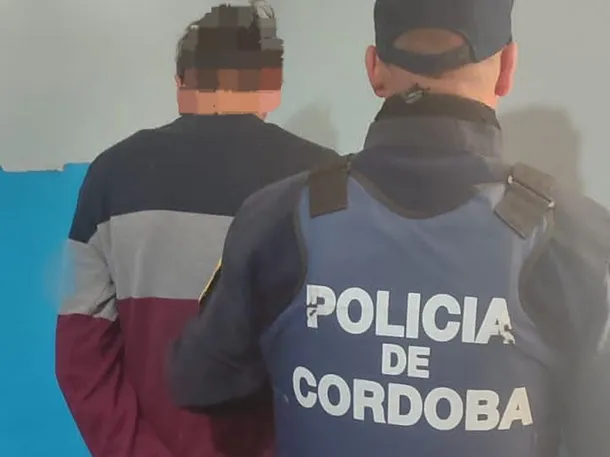 Amenaza escolar en Córdoba: detuvieron a un joven de 18 años por intimidación pública contra un colegio